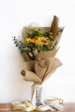 Sunflower jute boquet thumbnail 1