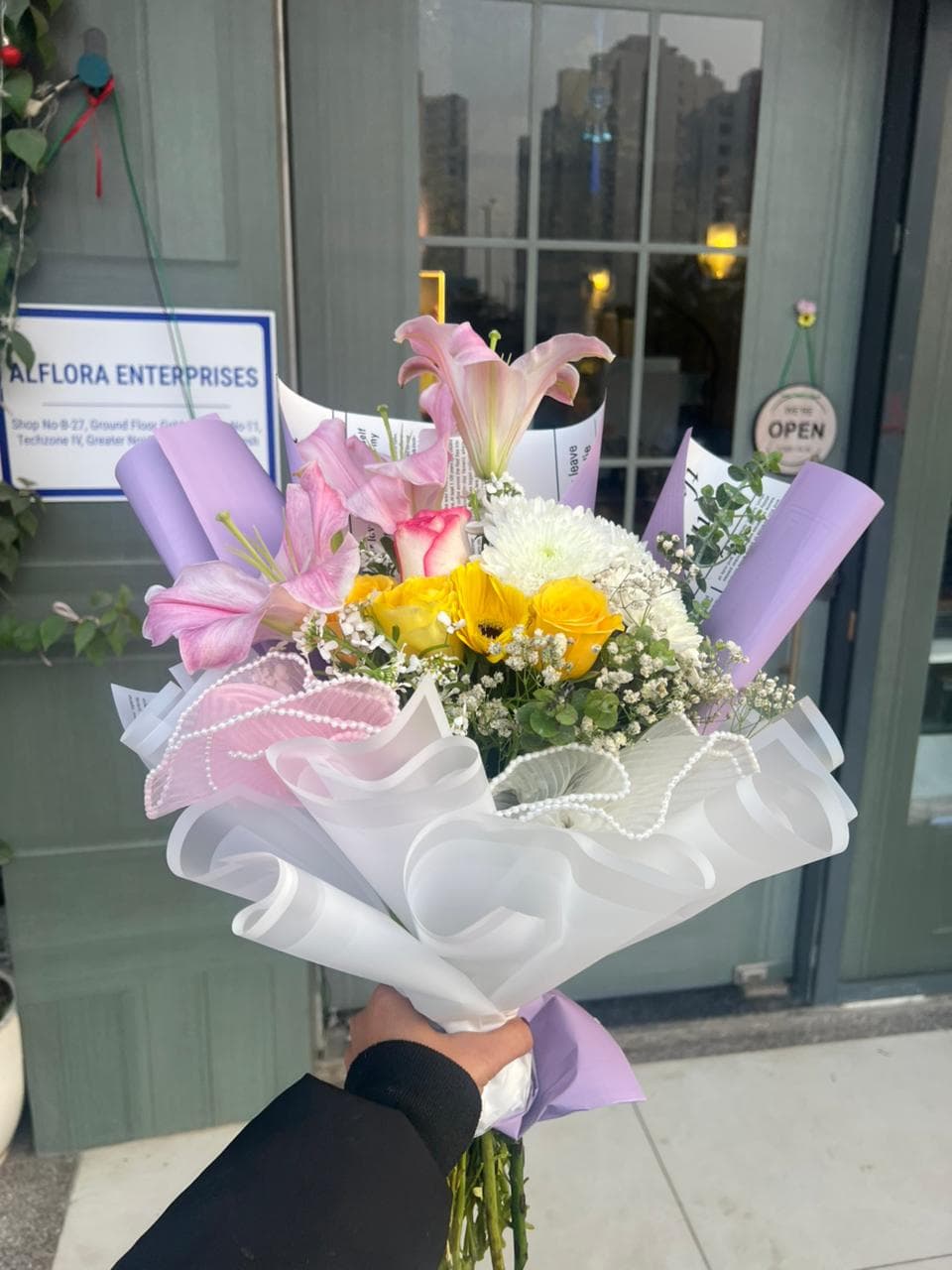Mix flowers elegant Bouquet