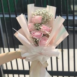 Pink rose bouquet thumbnail 2