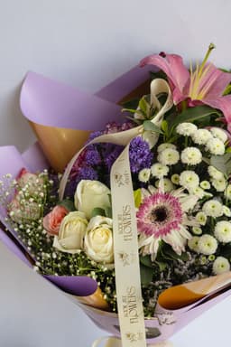 Purple elegant boquet thumbnail 5